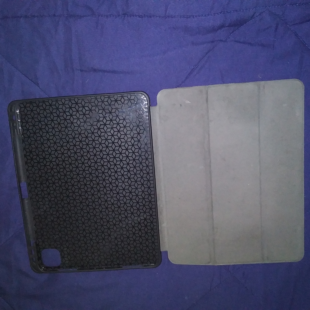 IPod  case - Picture 2 of 4